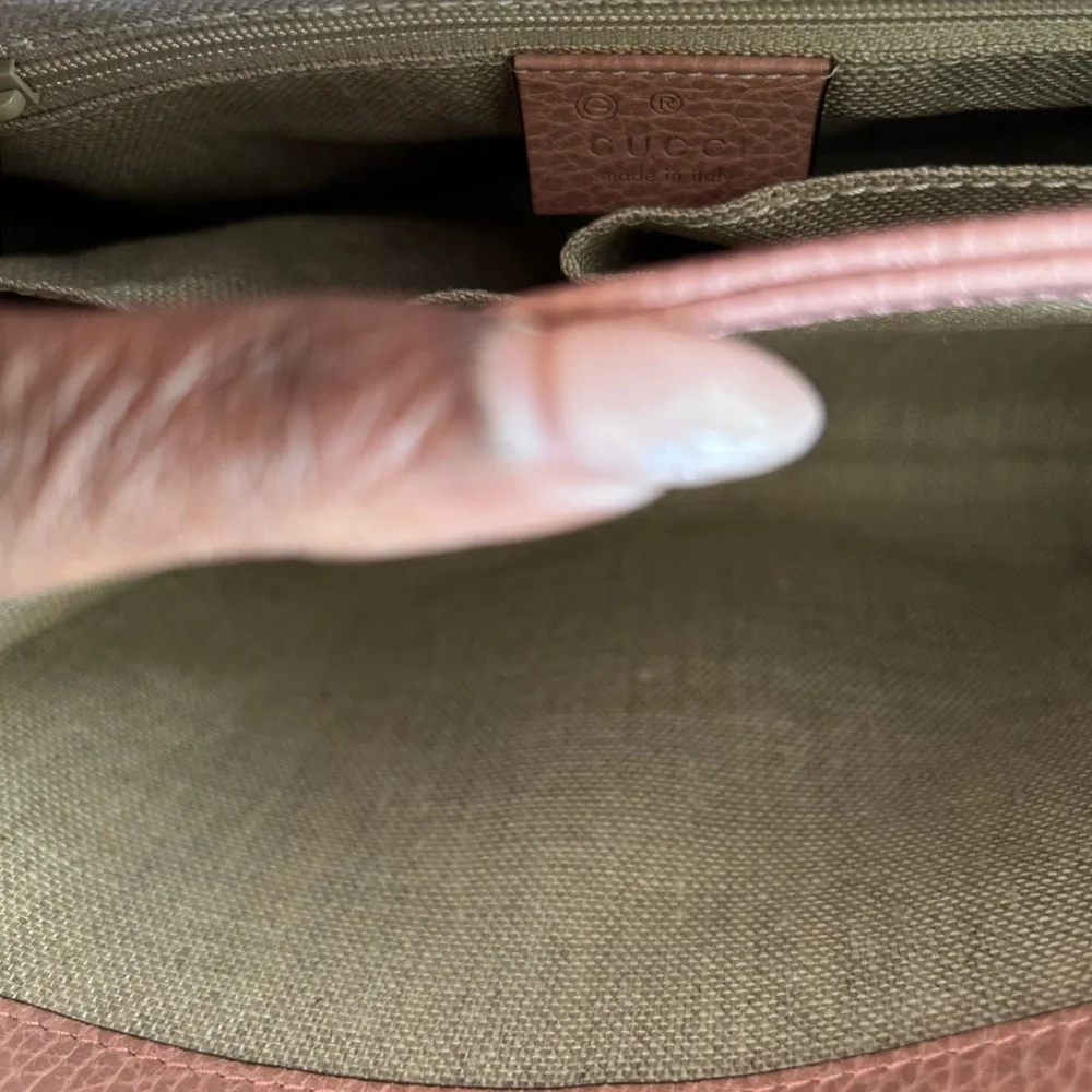 Gucci Pebbled Leather Bag - Picture 7 of 11